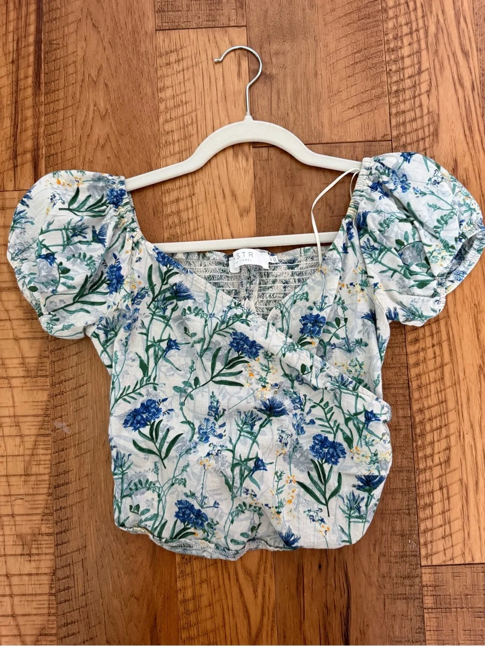 Astr Blue & Green Floral Puff-Sleeve Wrap Crop Top